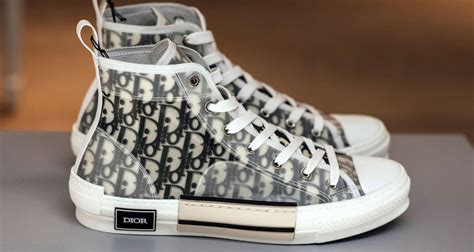 dior tenesi|converse x Dior.